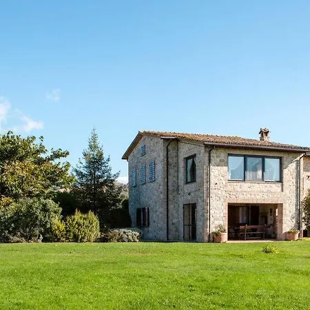 Sleeps 10 Pool Air Con Wifi *