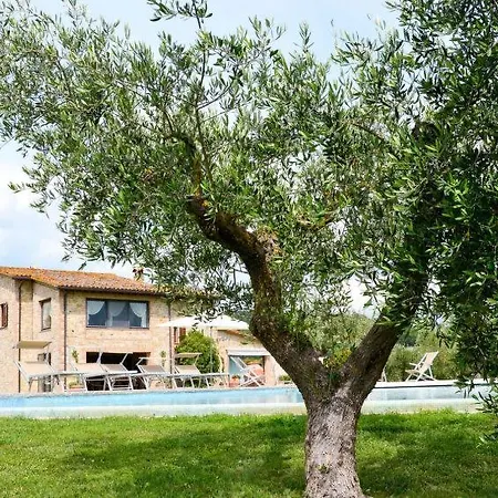 Sleeps 10 Pool Air Con Wifi Дом отдыха Toscella