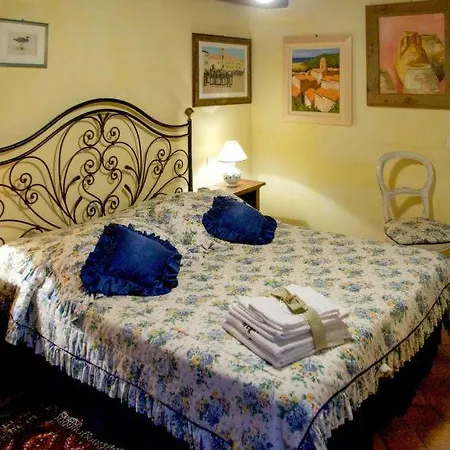 Sleeps 10 Pool Air Con Wifi * Toscella